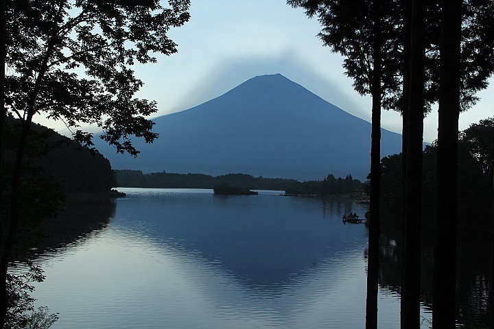 田貫湖からの富士山の写真